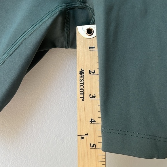 Nobull Women's High-Rise Sleek Biker Short 6” size XL Balsam Mint New With tags - Picture 10 of 11